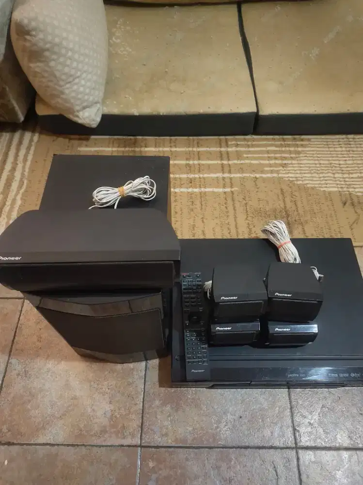 Jual 2 Tape atau Speaker Home Teather Merek Philips dan Pioneer