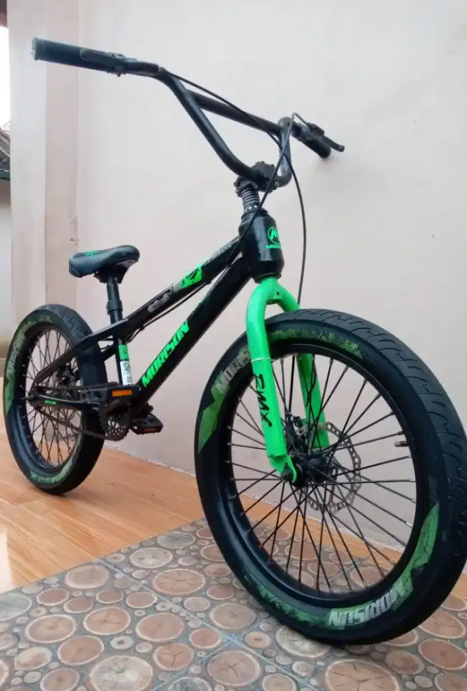 Dijual Sepeda BMX 20 Ban JUMBO.
