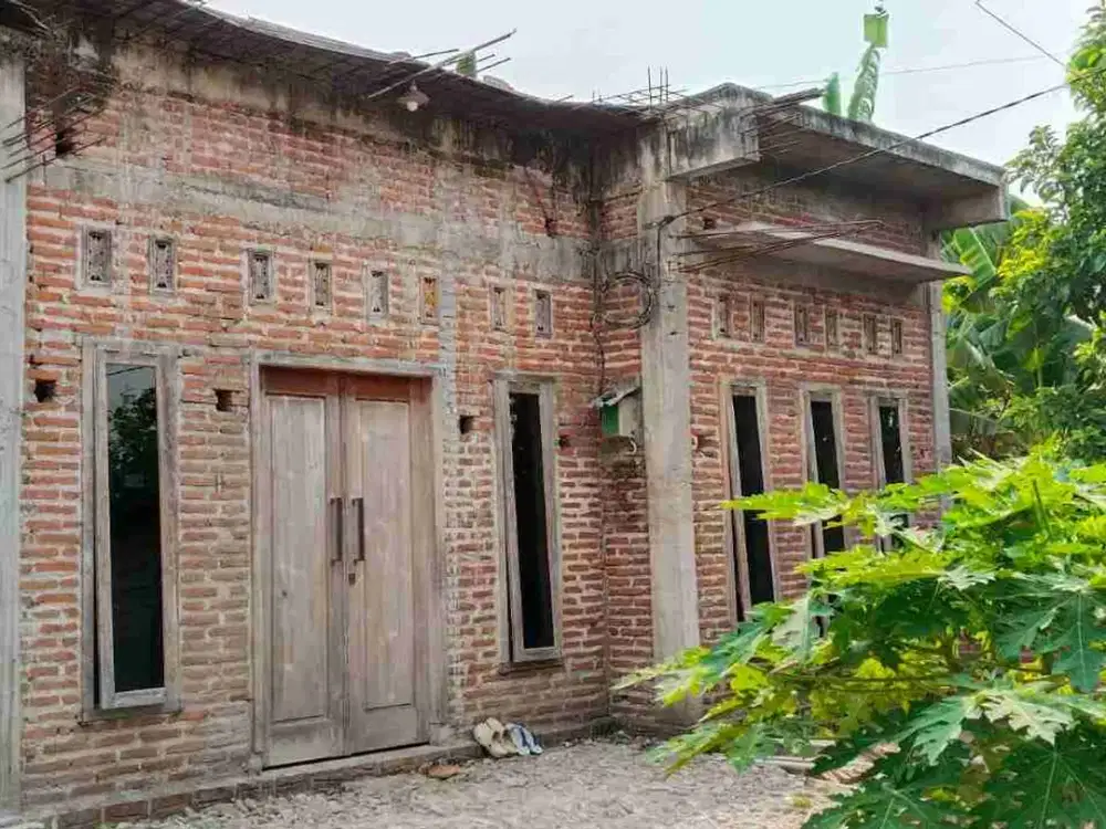 dijual rumah tinggal finishing hitung harga tanah saja dekat pusat kota madiun