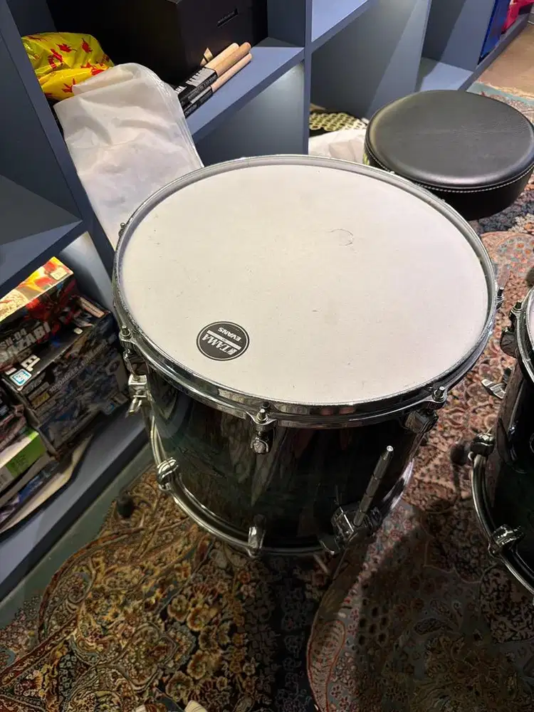 TAMA MOLTEN STEEL BLUE BURST (MSL) finish