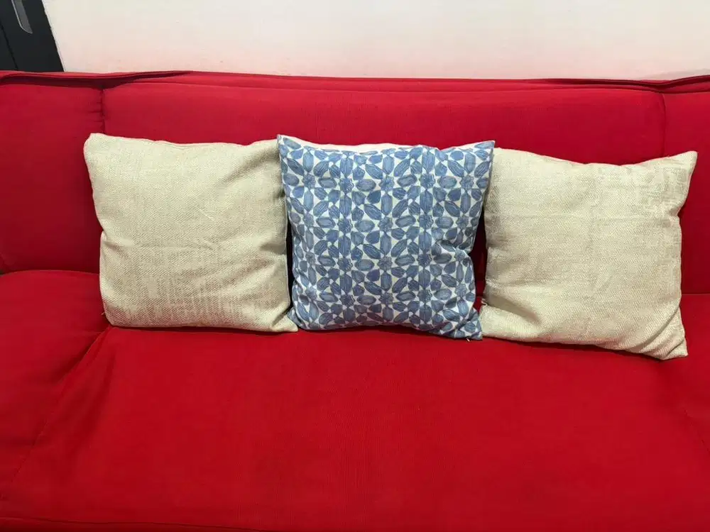 Dijual Sofa dan Meja Tamu