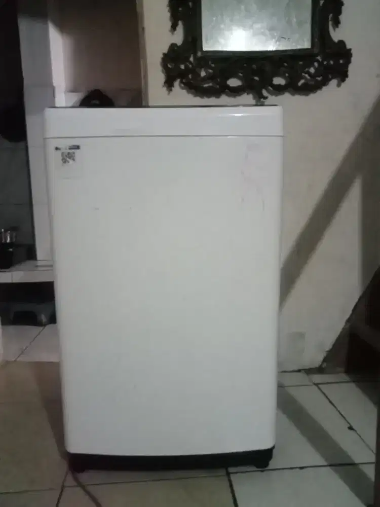 Mesin cuci elektroluc 8kg 1 tabung
