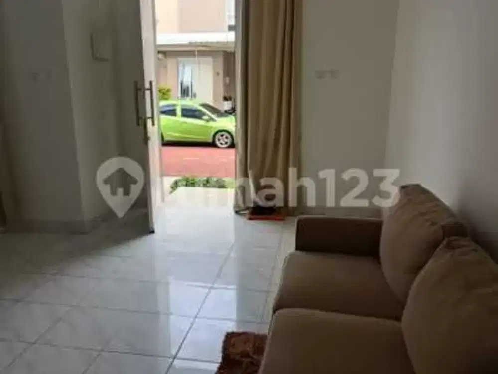 Dijual Rumah 2 Lantai Semi Furnished SHM di Amarillo Gading Serpong