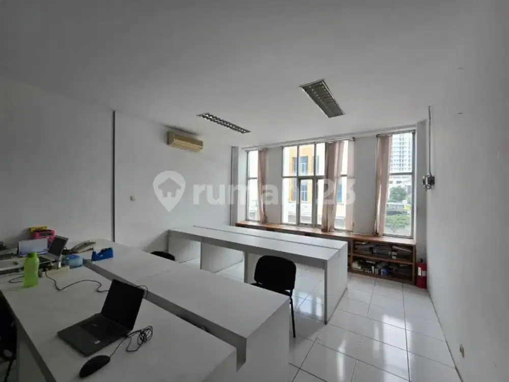 Dijual Ruko 3.5 Lantai Conecting Siap Huni di Modernland Tangerang