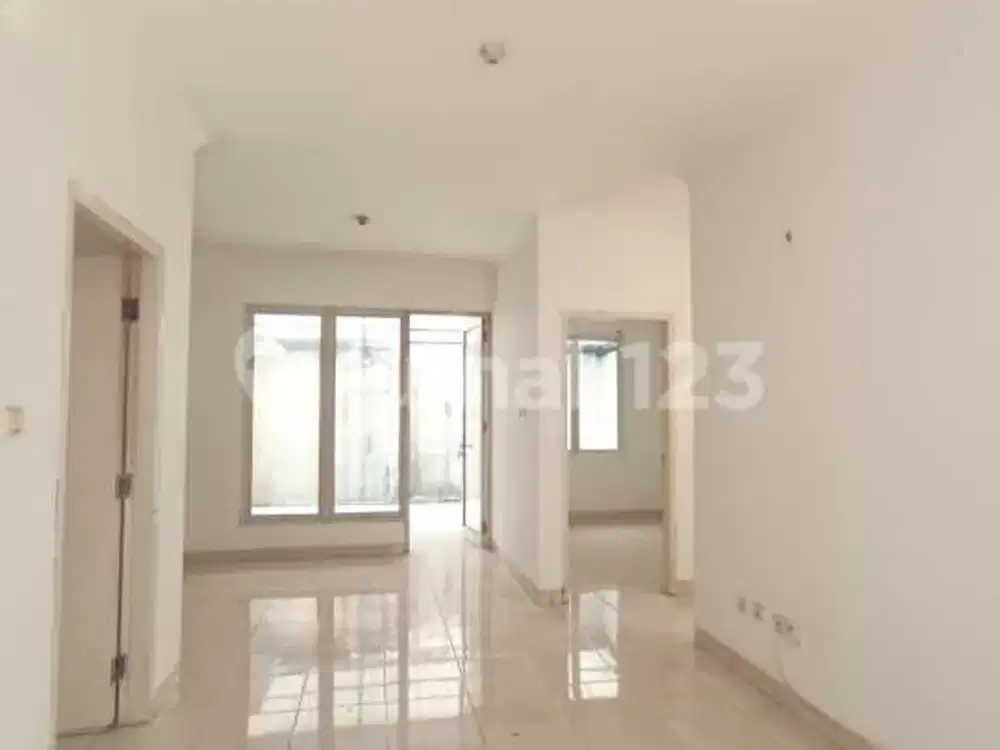 Dijual Rumah Cantik 2 Lantai Siap Huni di Illrosa Gading Serpong