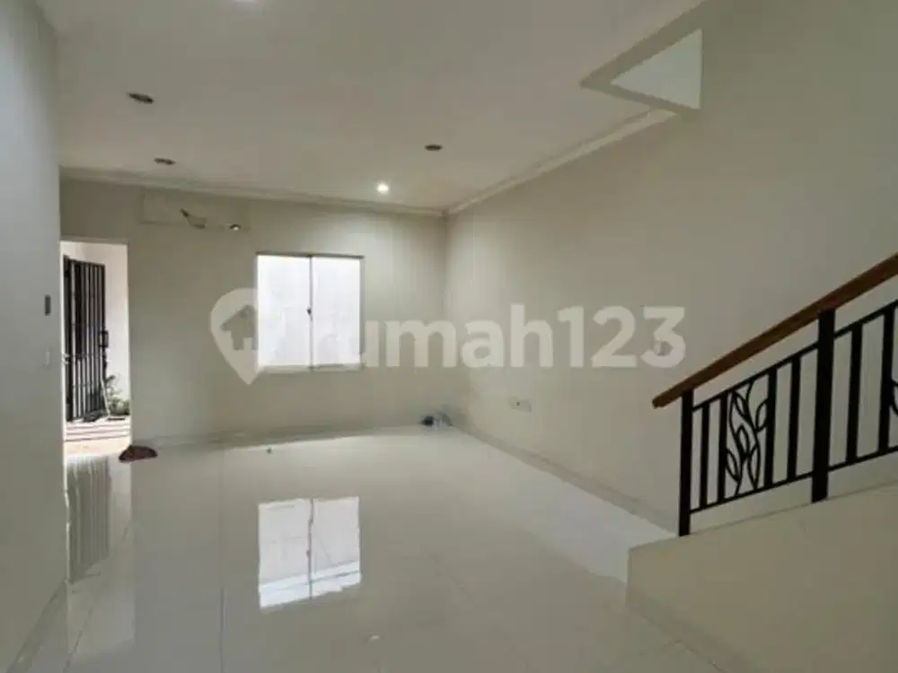 Disewakan Rumah Kawasan Scientia Cluster Volta Siap Huni Lokasi Strategis