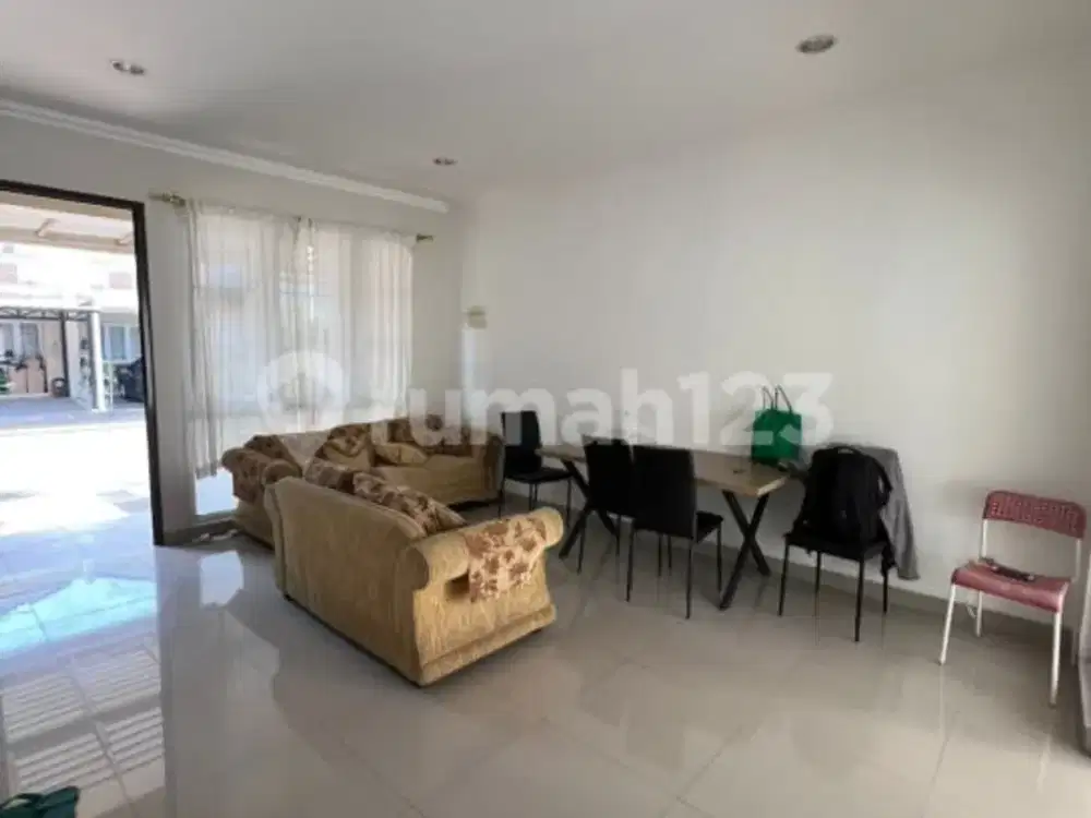 Disewakan Rumah Semi Furnished Siap Huni di Alegria BSD