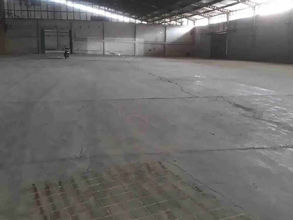 DISEWAKAN GUDANG MURAH di Sayap Moh Toha - Bandung