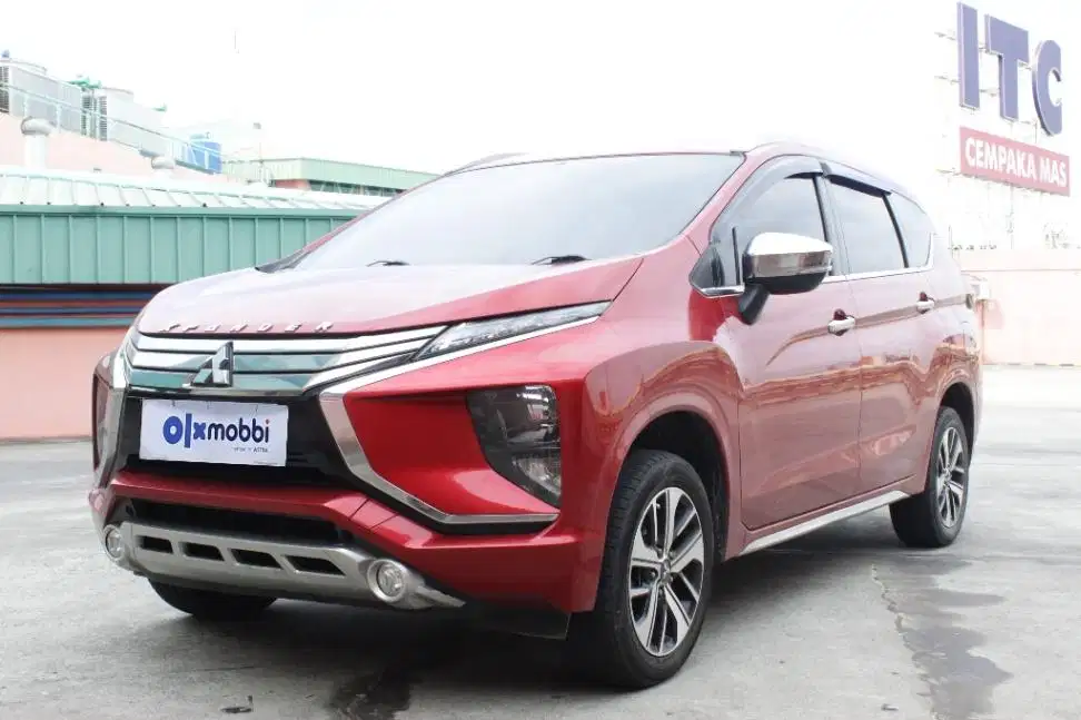 DP 10 JT Mitsubishi Xpander 1.5 Ultimate Bensin-AT Merah 2017