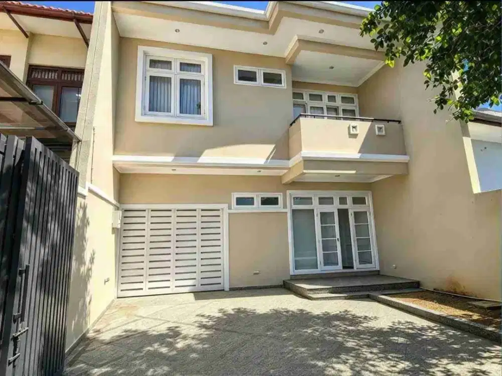 RUMAH DIJUAL DUREN SAWIT JAKARTA TIMUR – LT 180 M², 6 KT, CARPORT 3 MOBIL