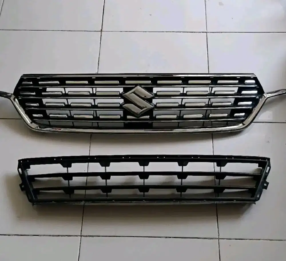 Suzuki All new Ertiga GX Grille Atas dan Bawah Original