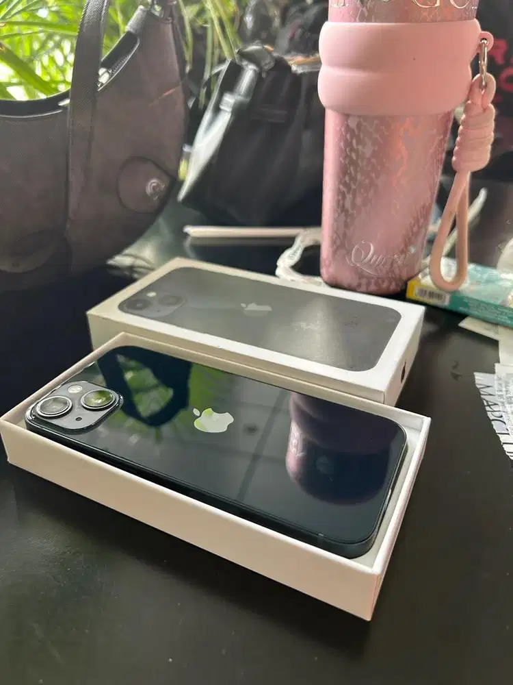 Iphone 13 128 garansi apple on 2027