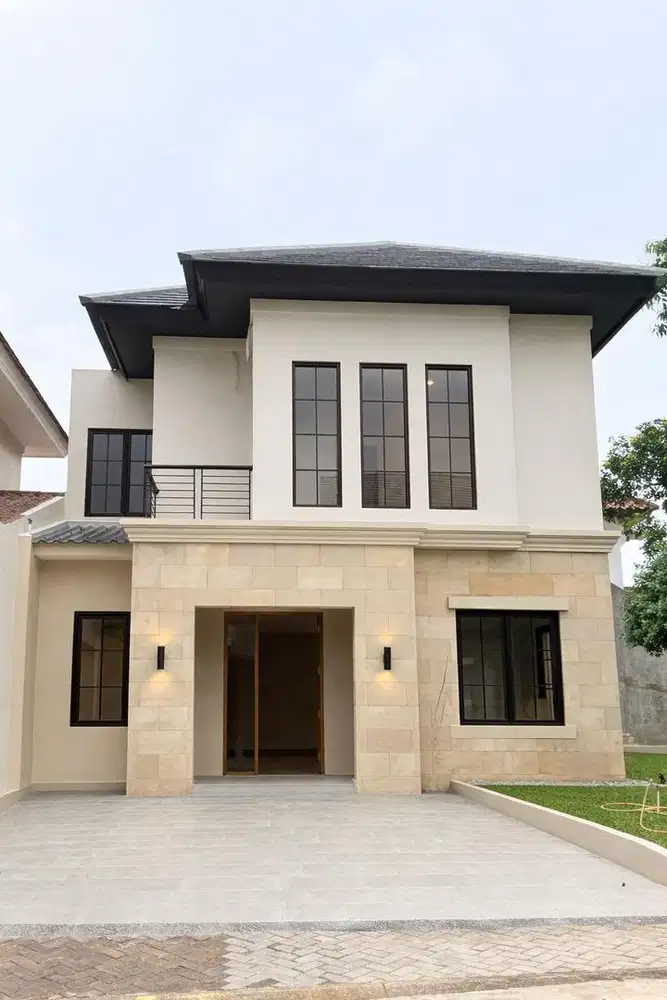 Dijual Rumah Mewah Sudah Renov Total di Legenda Wisata Cibubur
