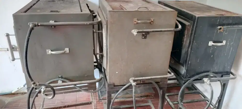 Jual oben gas 3 oven...siap pakai..