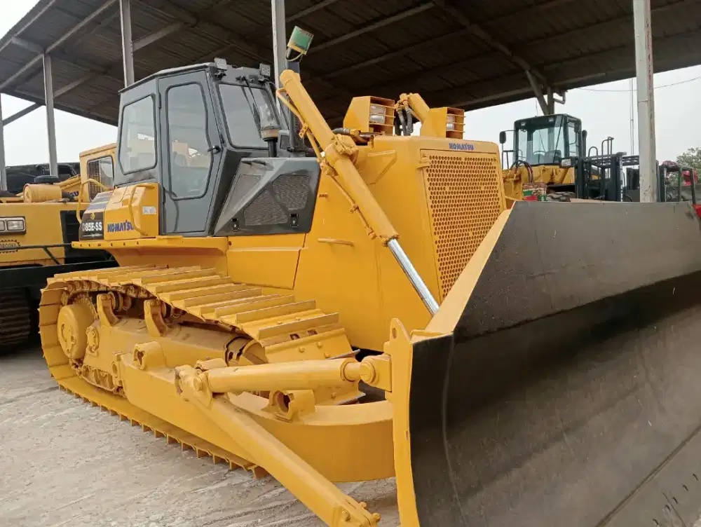 KOMATSU D85ESS-II 2018 ALAT BERAT BULL DOZER