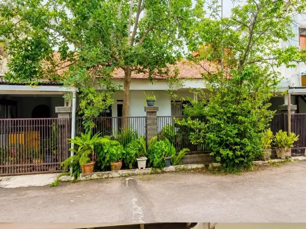 Rumah Asri Pusat Kota Dekat Griya Buah Batu Bandung