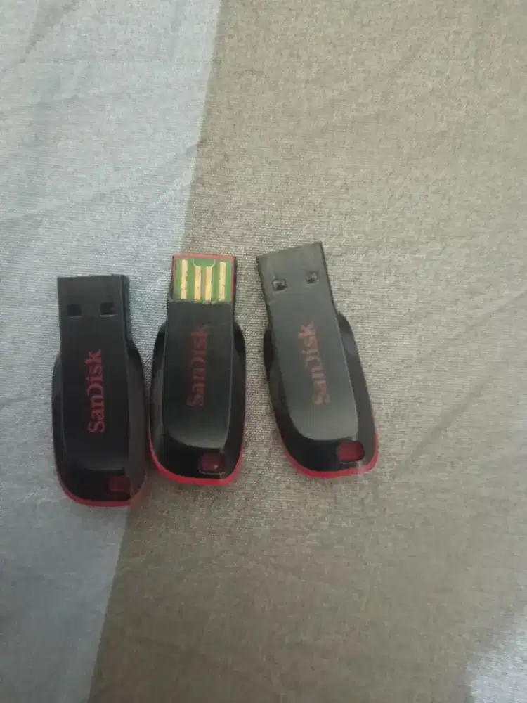 Flashdisk Sandisk 64gb & 16gb