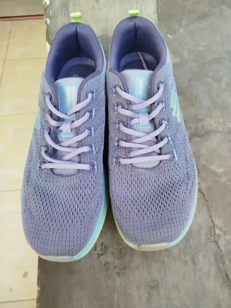 Jual Sepatu Running Scechers