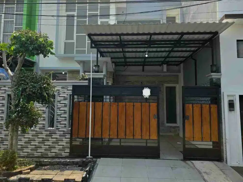 Rumah Murah 2 Lantai siap Huni di Istana Mentari, Sda Kota