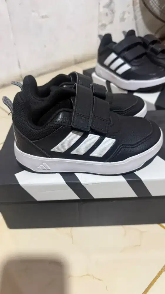 Sepatu Adidas Anak Ori