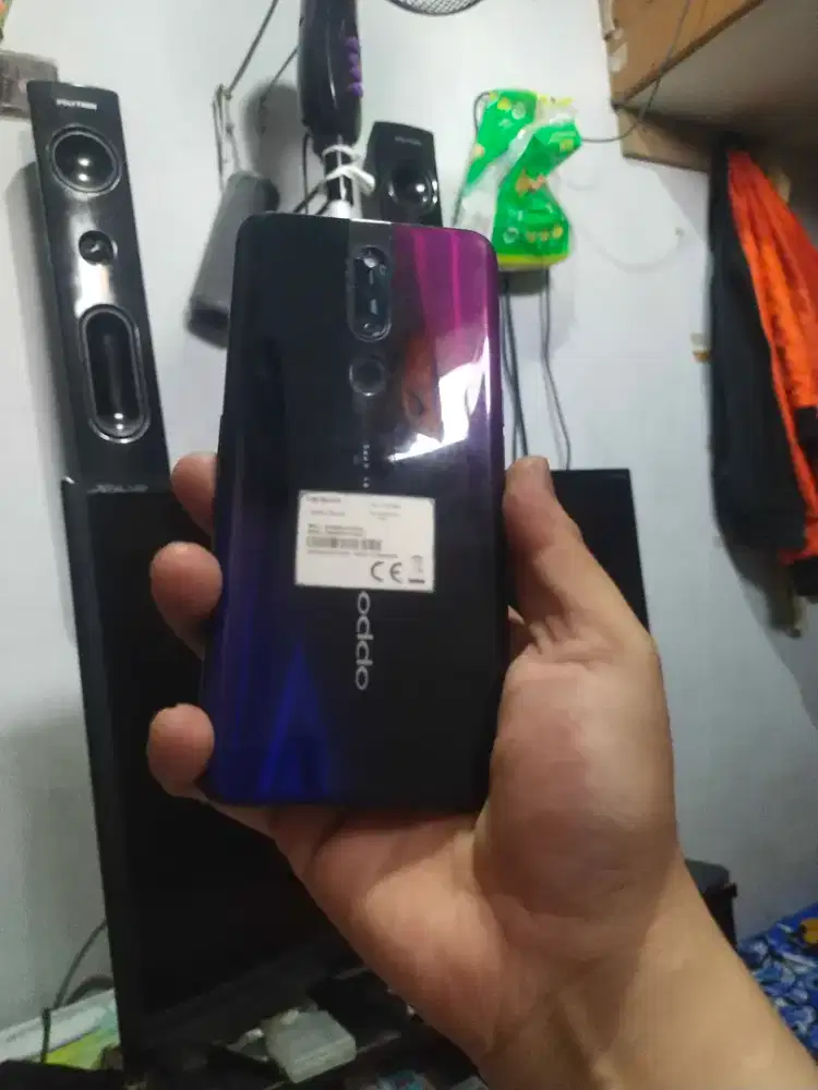 Oppo f11 pro ram6-64gb batangan nominus normal lancar,nego dikit
