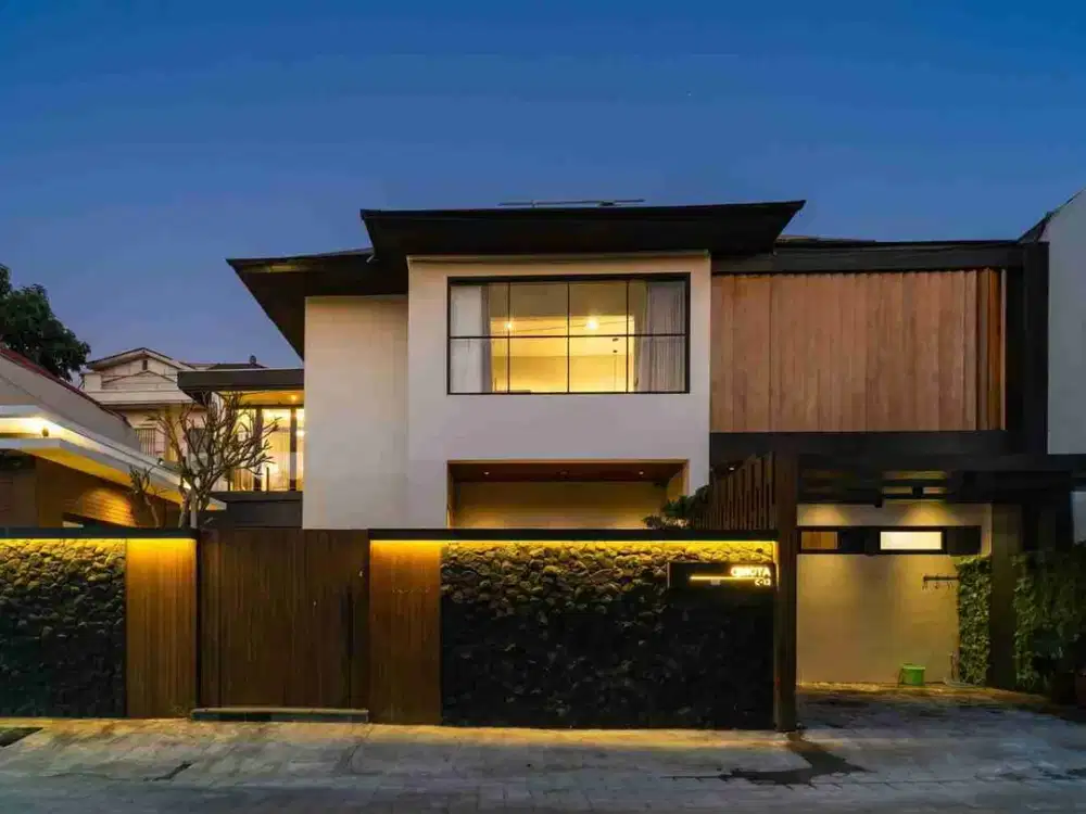 Villa Modern Minimalis 5 Kamar di Petitenget Seminyak Dekat Pison