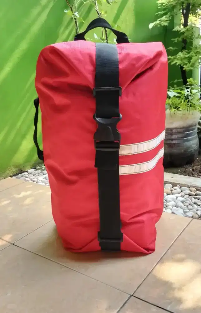Tas ransel multifungsi bisa di ransel dan ditenteng