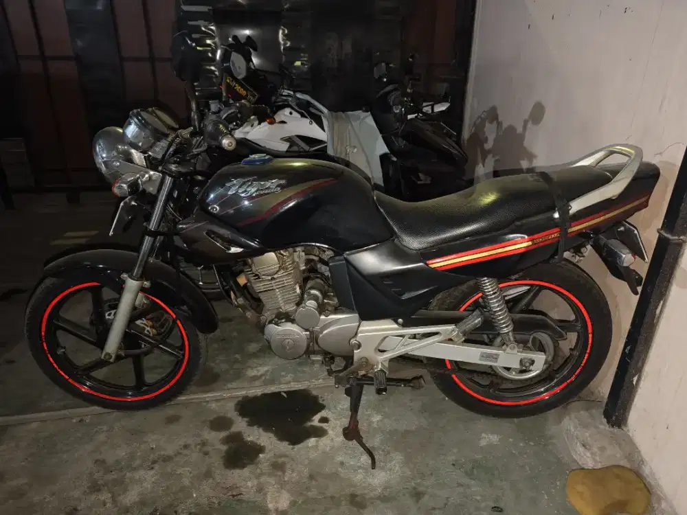 Di jual motor Honda Tiger Full original