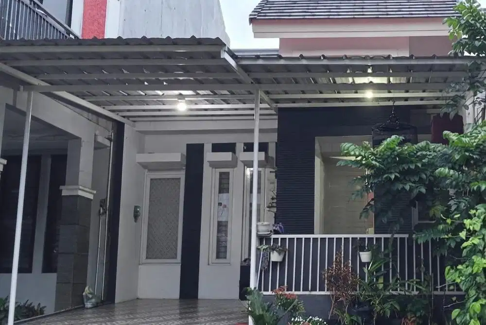 Hot Deals !! Dijual Rumah Murah 1 Lantai di Legenda Wisata Cibubur
