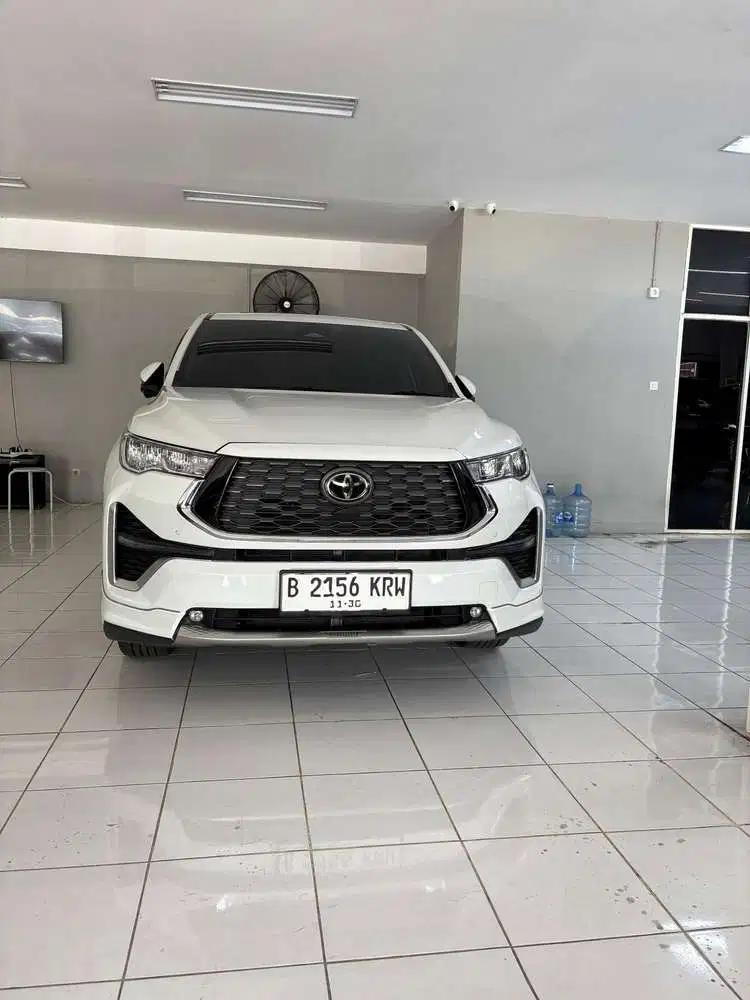 Innova Zenix Q  Hybrid Tss Modelista 2025