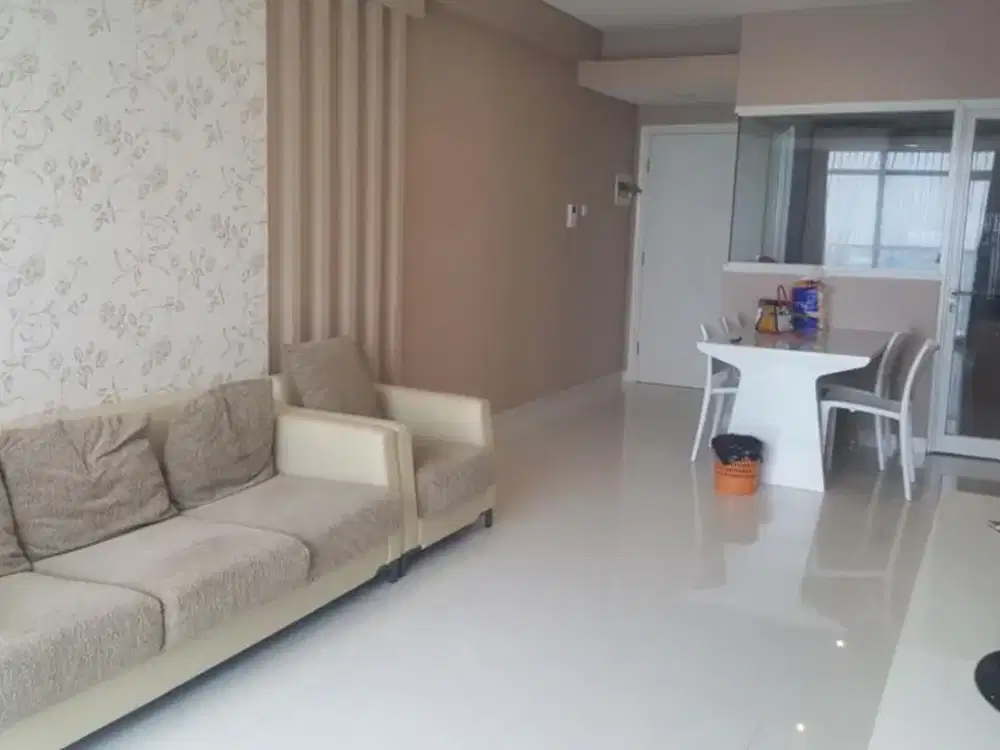 Dijual atau Disewakan  Apartemen Trillium Residence Jalan Pemuda Surabaya 3BR Full Furnished
