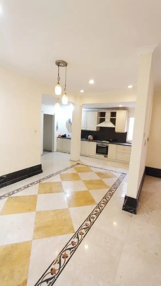 Dijual Rumah Mewah di Raffles Hills Cibubur