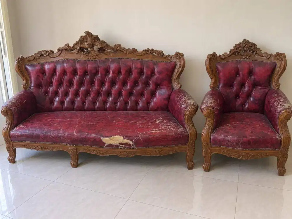 Dijual Sofa Kayu Ukiran Klasik 1 Set – Sofa Panjang + Kursi Single