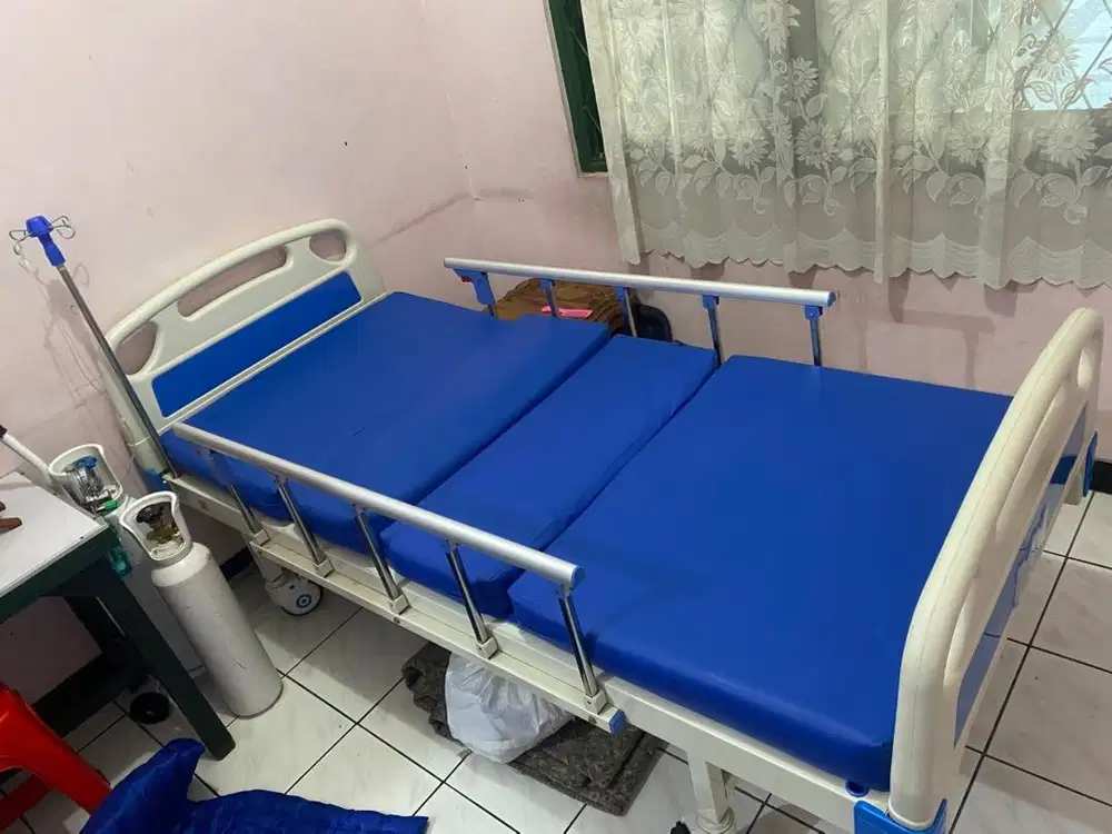 Ranjang Pasien 2 Crank