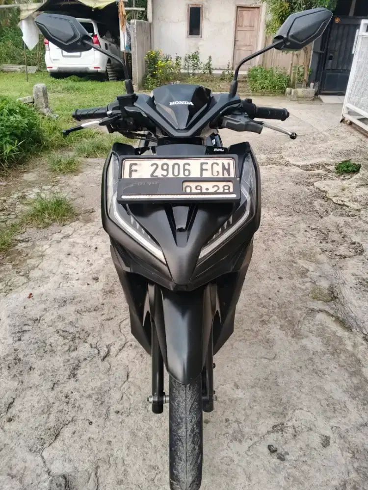 Vario 125 CBS ISS like new