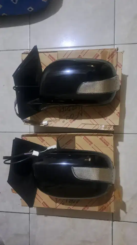 Spion harier kanan kiri ori