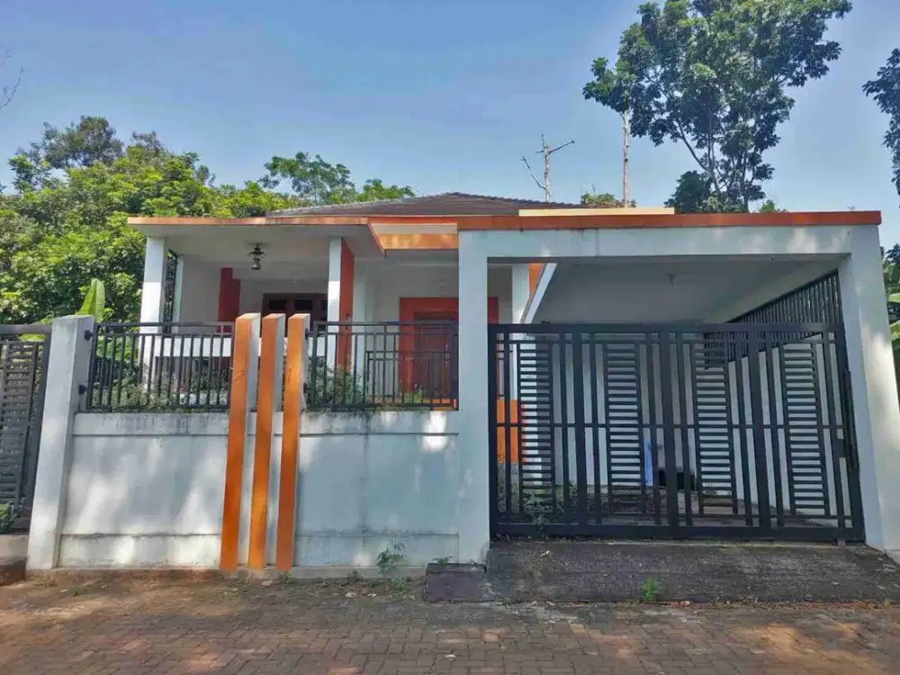 Rumah di Gang Sriging, Embung Patemon, Gunungpati Semarang