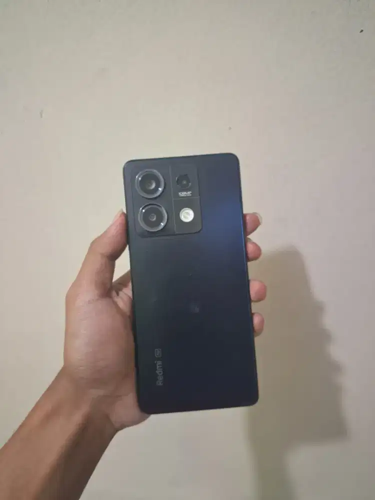 Redmi note 13 8+4/256