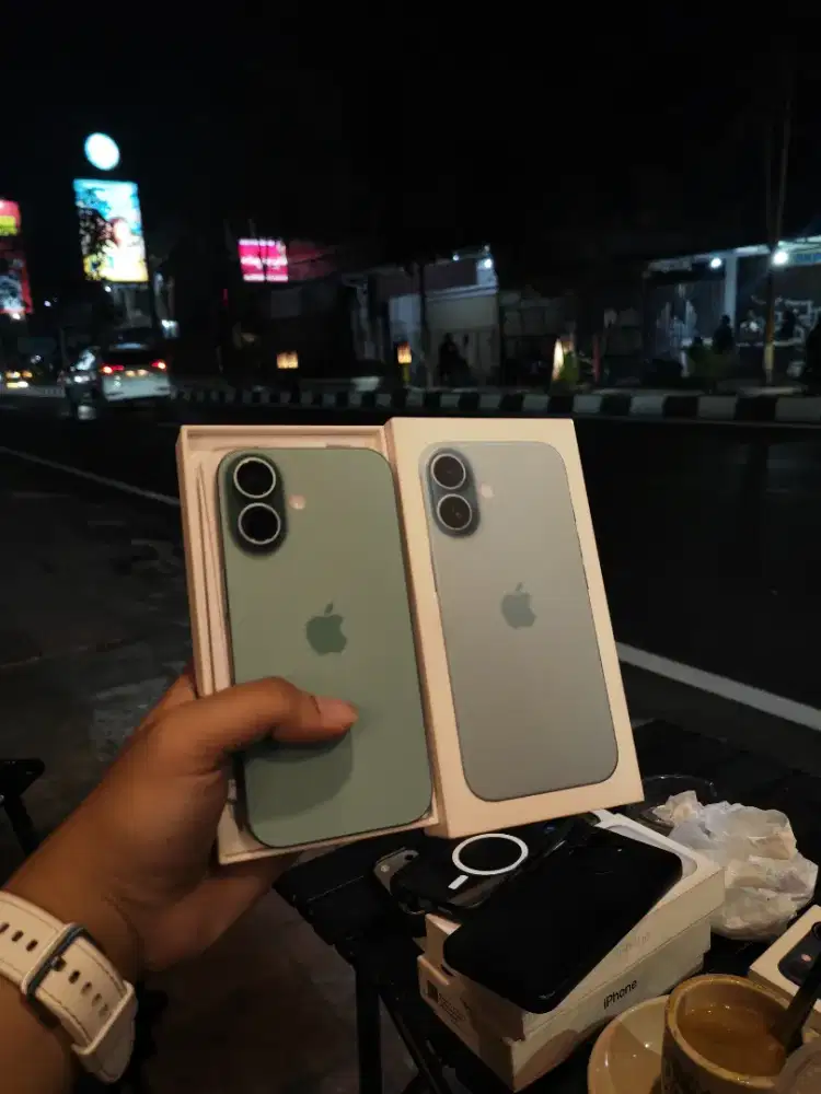 IPHONE 16 128GB IBOX TEAL