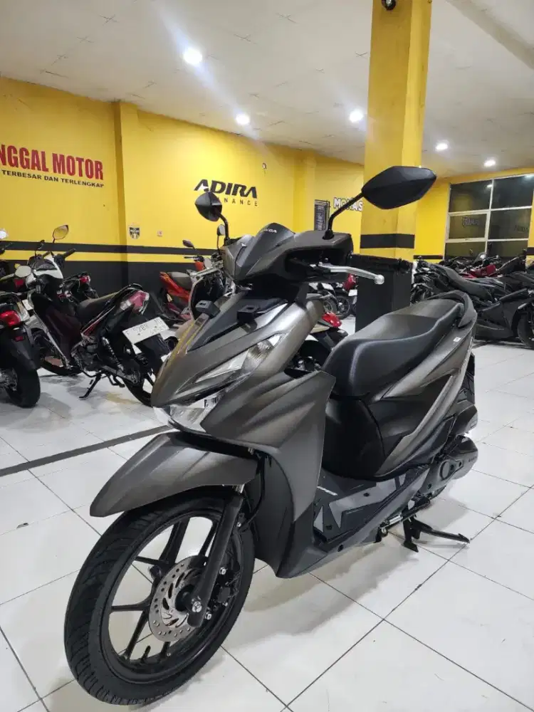 READY BEAT DELUXE SMARTKEY KM LOW