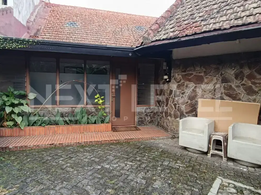 Affordable Price !! Dijual Rumah Heritage sayap Dago Bandung