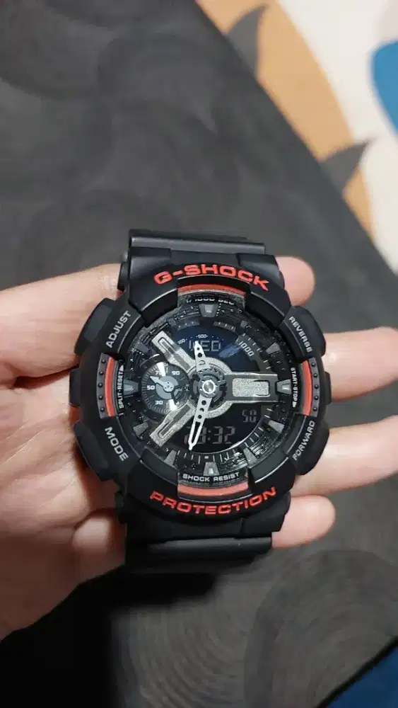 G-SHOCK GA 110HR-1ADR (ORIGINAL)