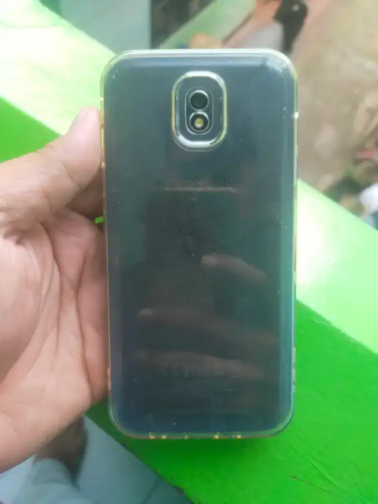 Samsung j5 pro minus