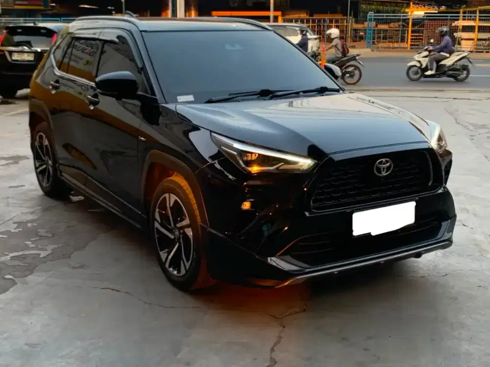 Toyota Yaria Cross 1,5 AT HEV TSS 2023 Mint Condition