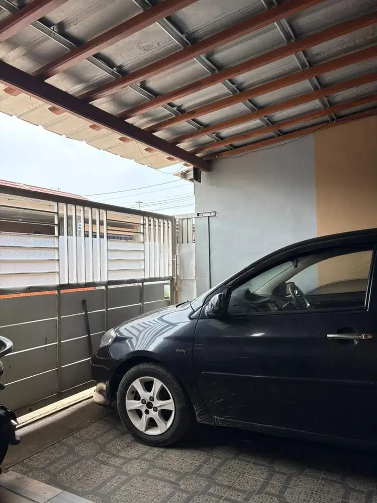 Jual mobil toyota vios 2004