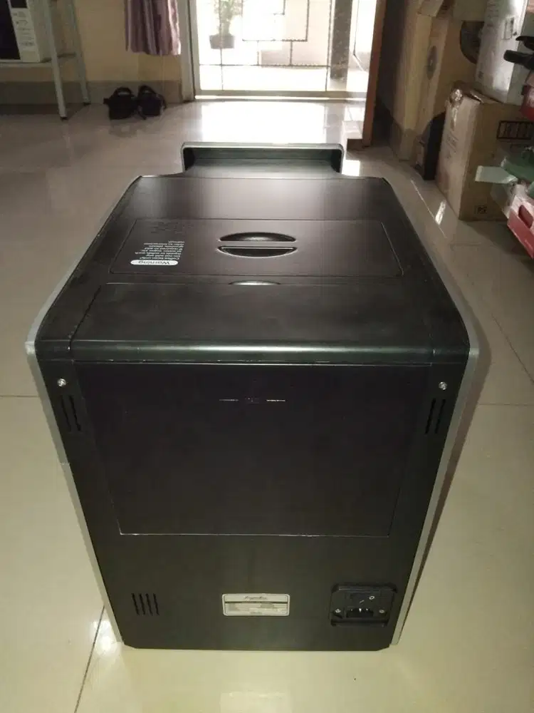 Coffee machine atau Mesin kopi