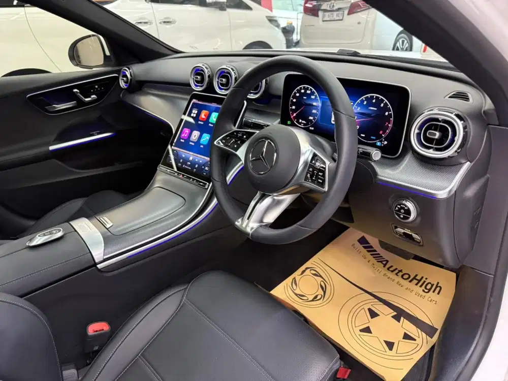 DP10% [Km1.000] C200 AVG Sunroof 2025 White Reg 2026 #AUTOHIGH