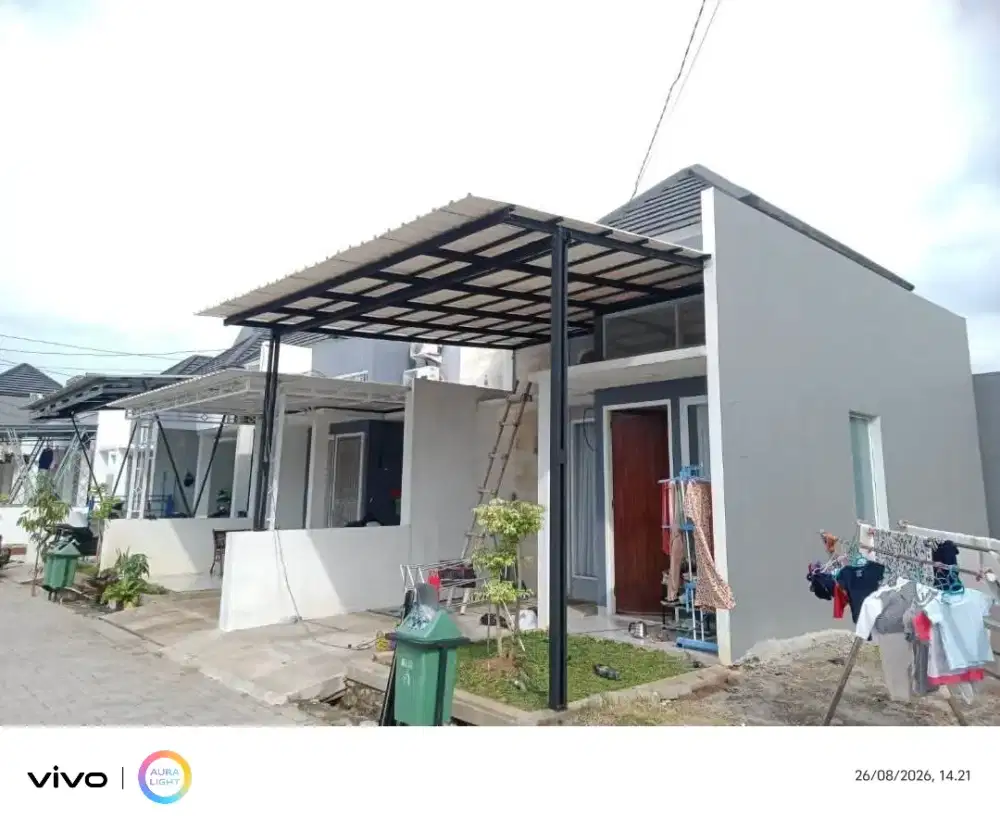 Pasang kanopi baja ringan