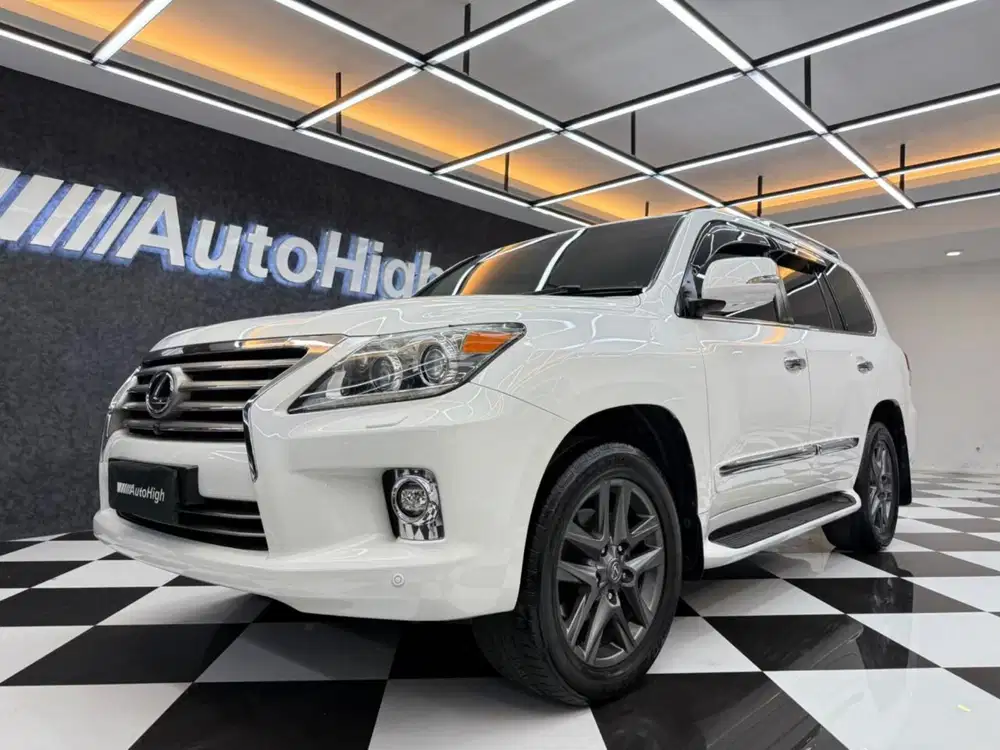 DP10% [Km72.000] LX570 Luxury 2014 White /LX 570 Reg 2015 #AUTOHIGH