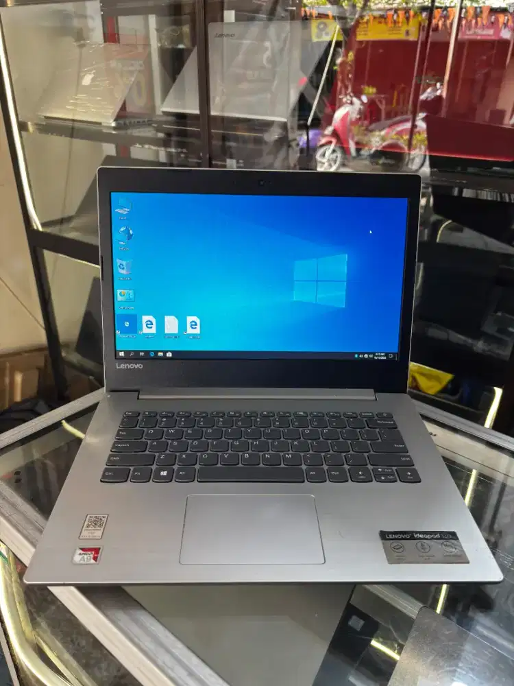 Lenovo Idealpad 330